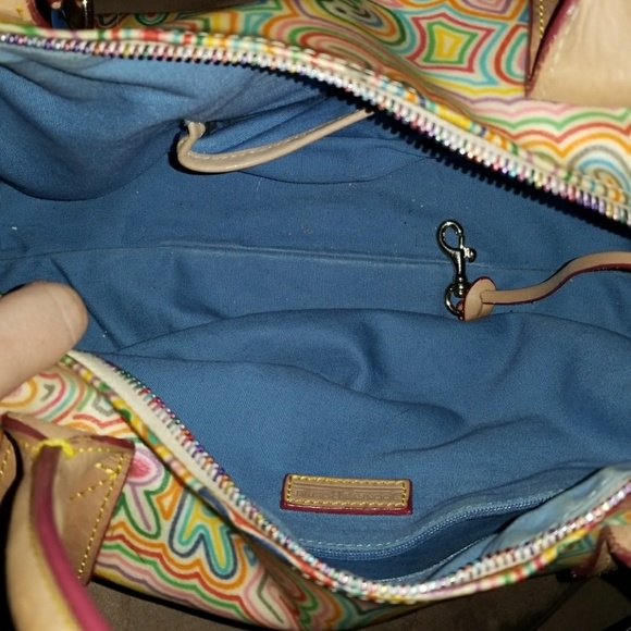 Dooney & Bourke purse - Picture 4 of 8